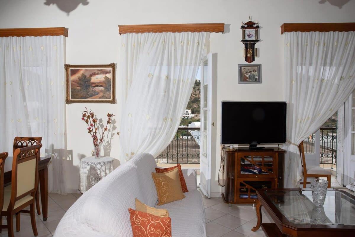 Neoclassical Splendor Unique Experience In Leros Panteli Zewnętrze zdjęcie